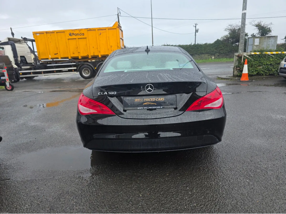 Mercedes-Benz CLA 180 4DR - Image 3
