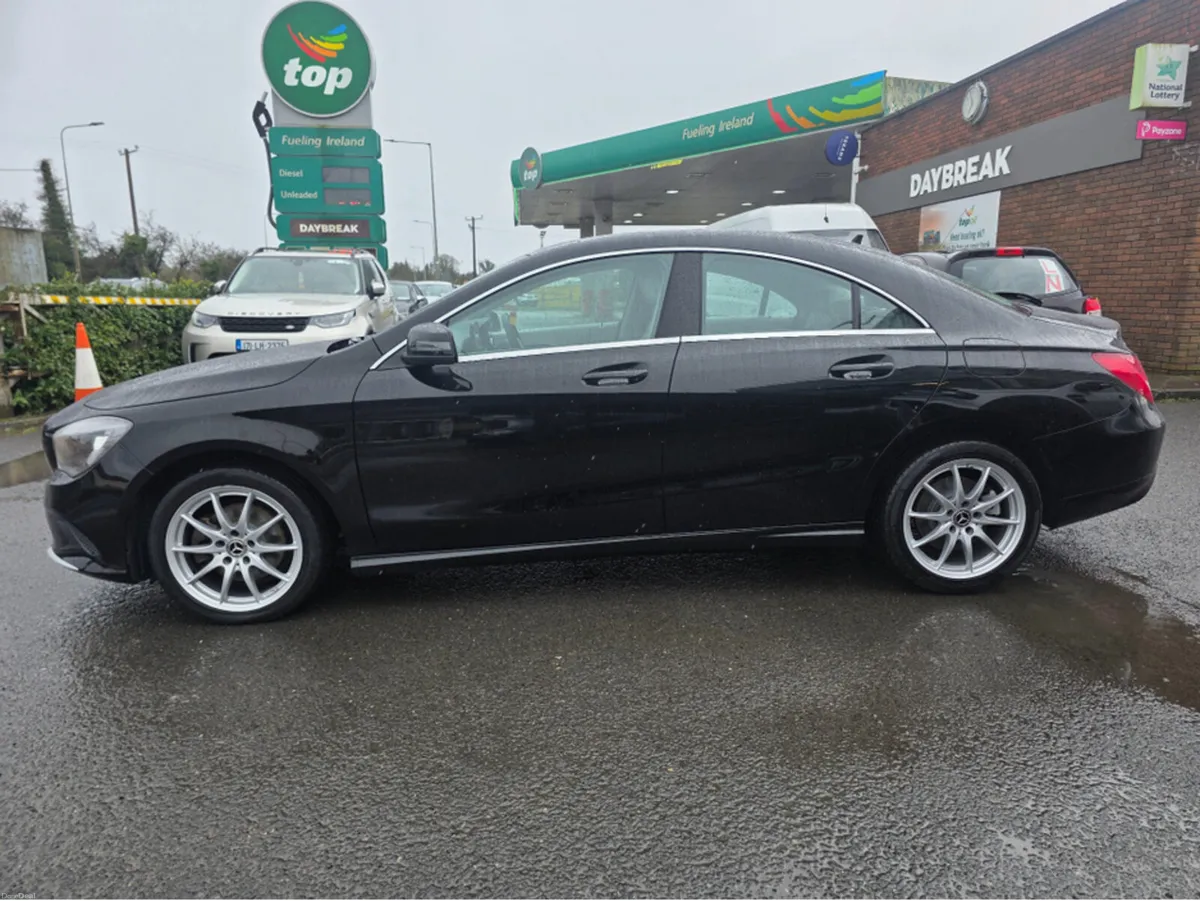 Mercedes-Benz CLA 180 4DR - Image 4