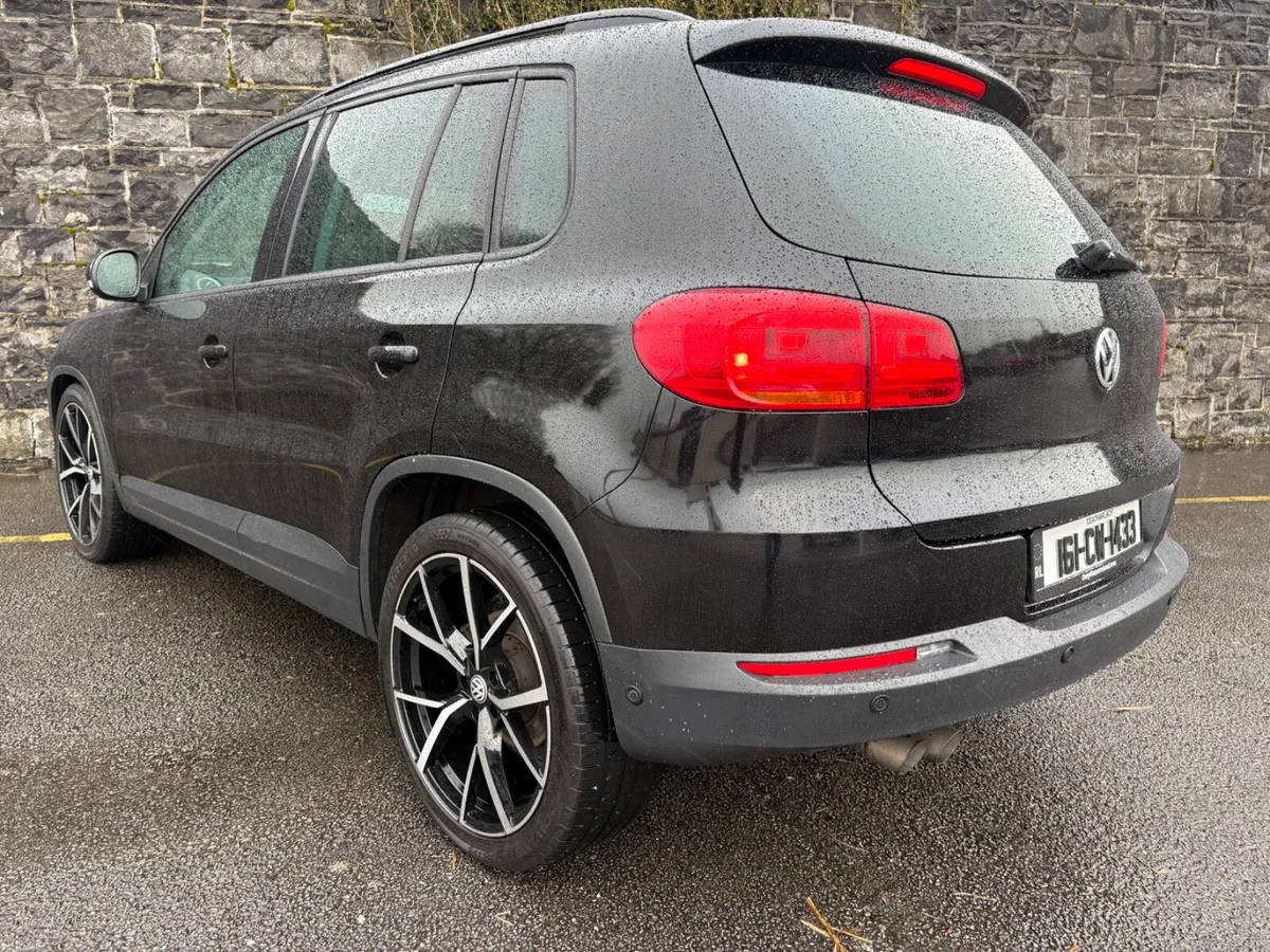 VW  Tiguan R Line Pack!  WARRANTY+TRADE IN👍 - Image 2