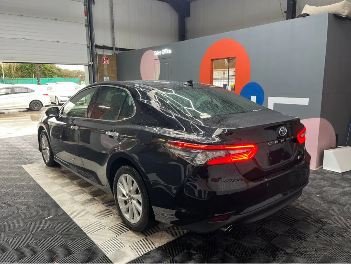 Toyota Camry 2021 TOYOTA CAMRY G 2.5 AUTOMATIC / C - Image 4