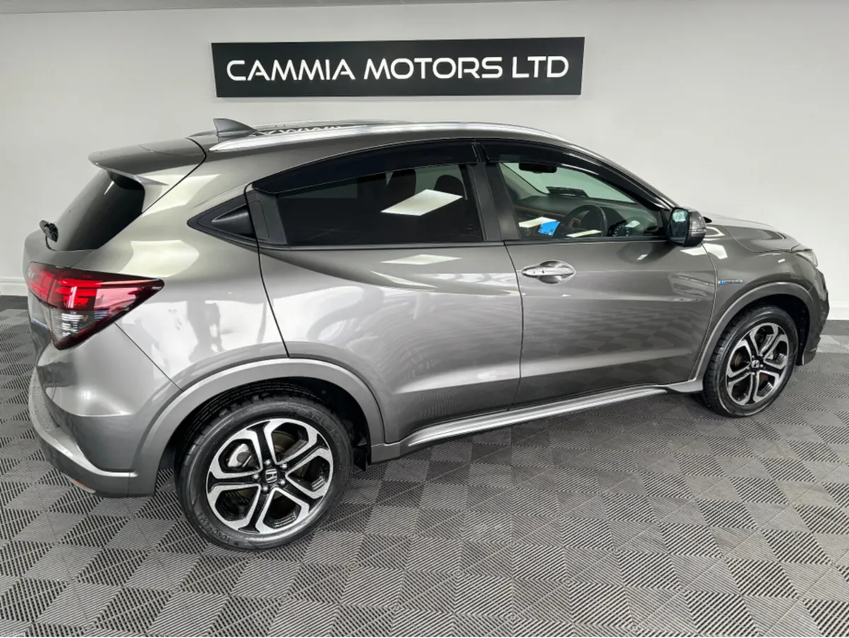 Honda Vezel HONDA VEZEL HYBRID RS MODEL*TAN LEATHE - Image 4