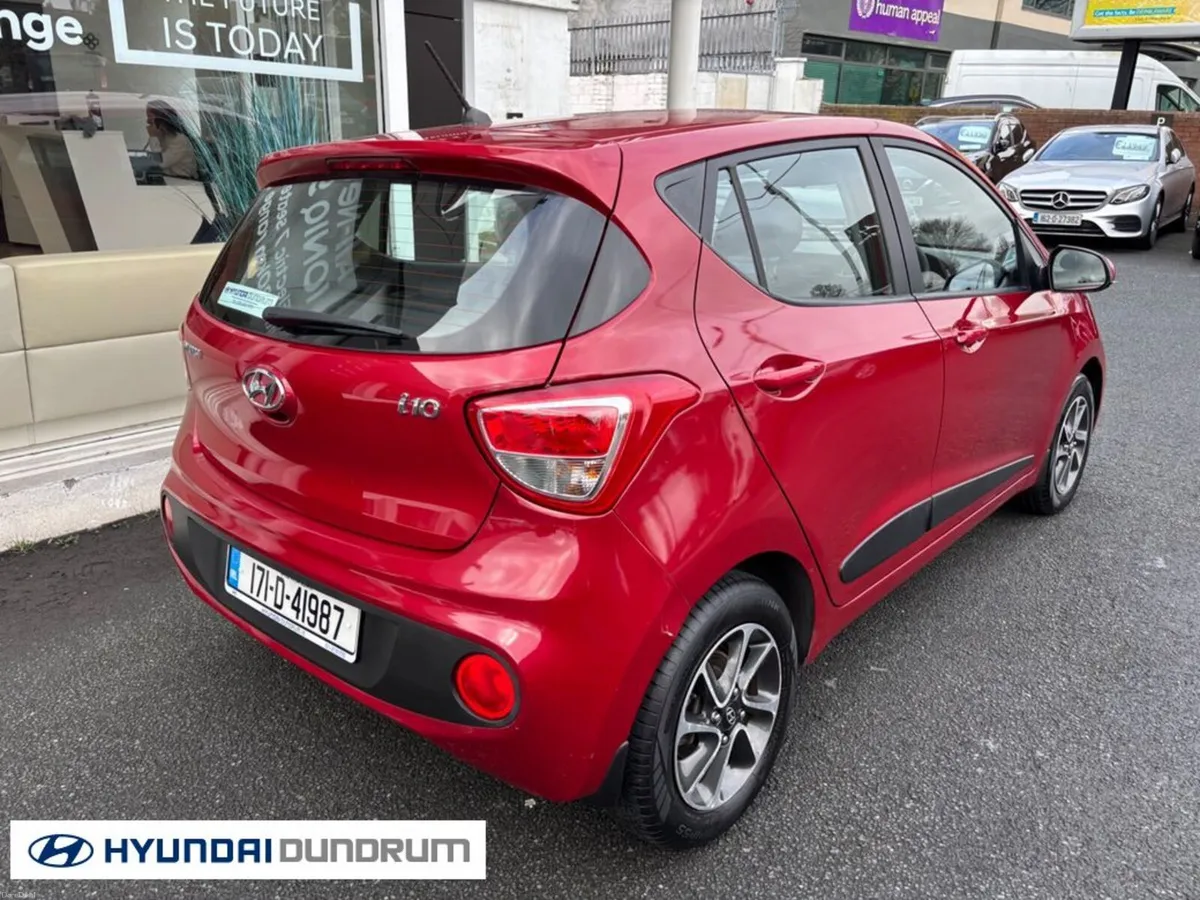 Hyundai i10 Deluxe 4DR Auto - Image 3