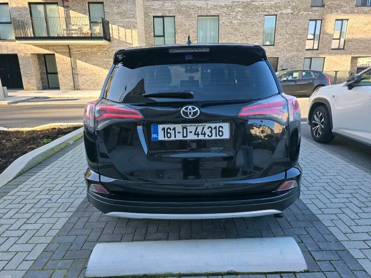 Toyota rav4 2016 - Image 3