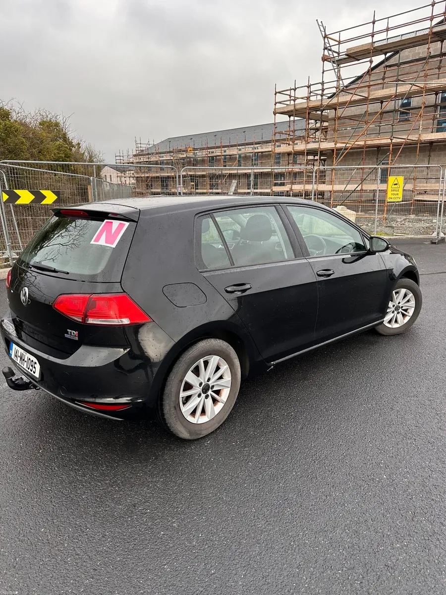 Volkswagen Golf 1.6TDI Automatic - Image 4