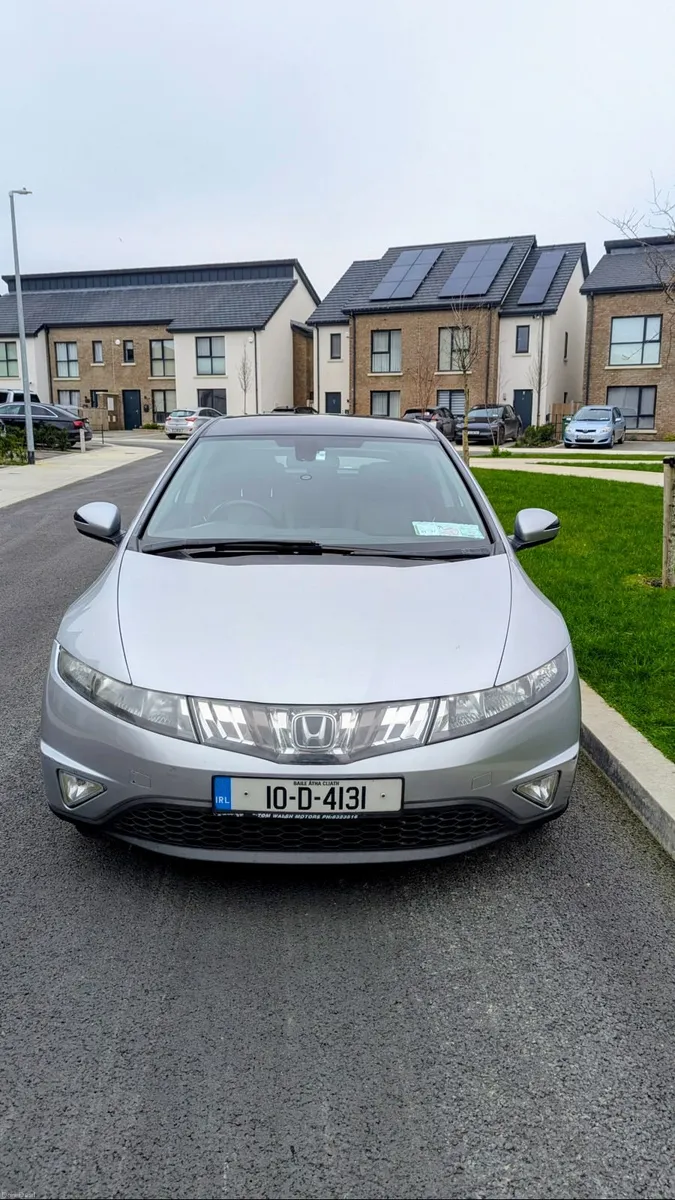 Honda Civic 2010 Automotic - Image 2