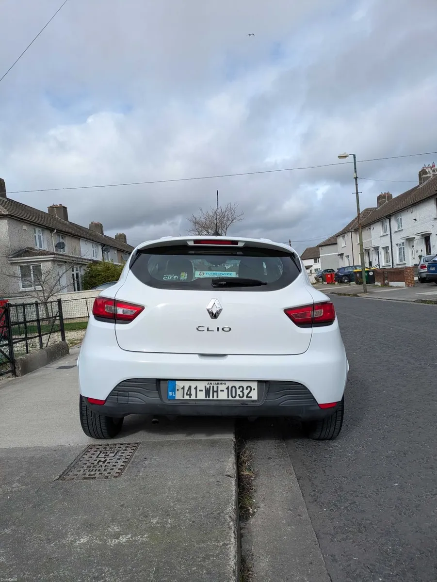 Renault Clio Dynamique , 1.1L, Low Mileage,  2014 - Image 4