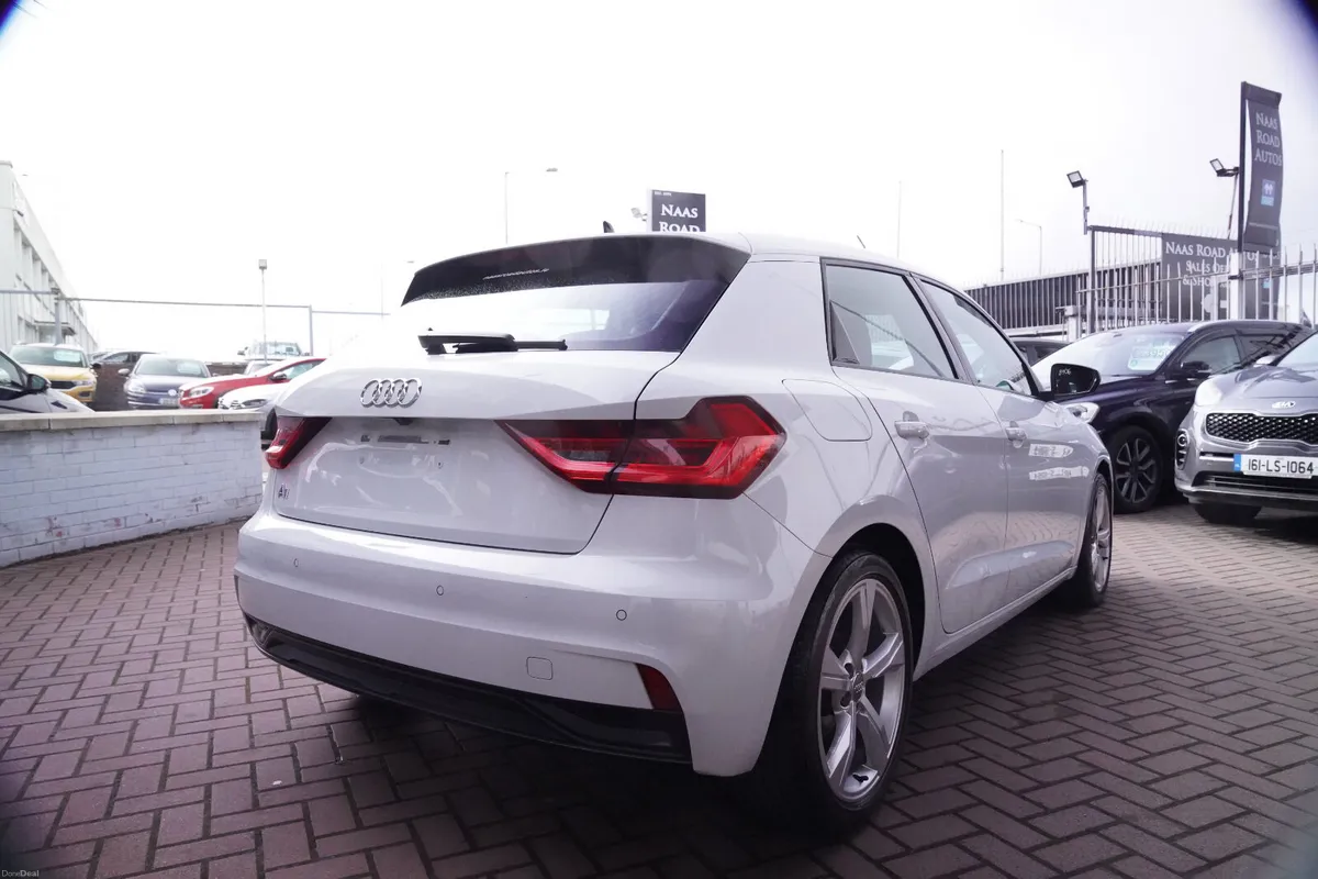 AUDI A1 1.5TFSI 35 SPORT EDITION 5DR HATCHBACK - Image 4