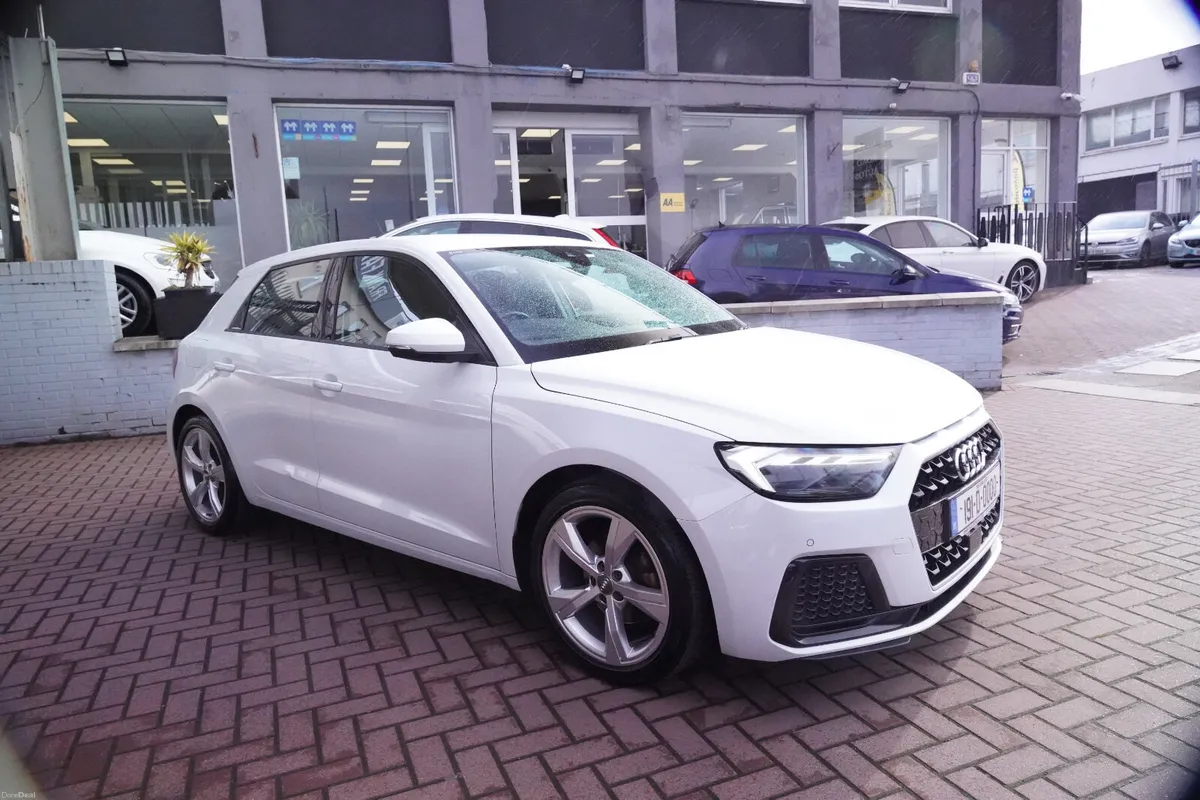 AUDI A1 1.5TFSI 35 SPORT EDITION 5DR HATCHBACK - Image 1
