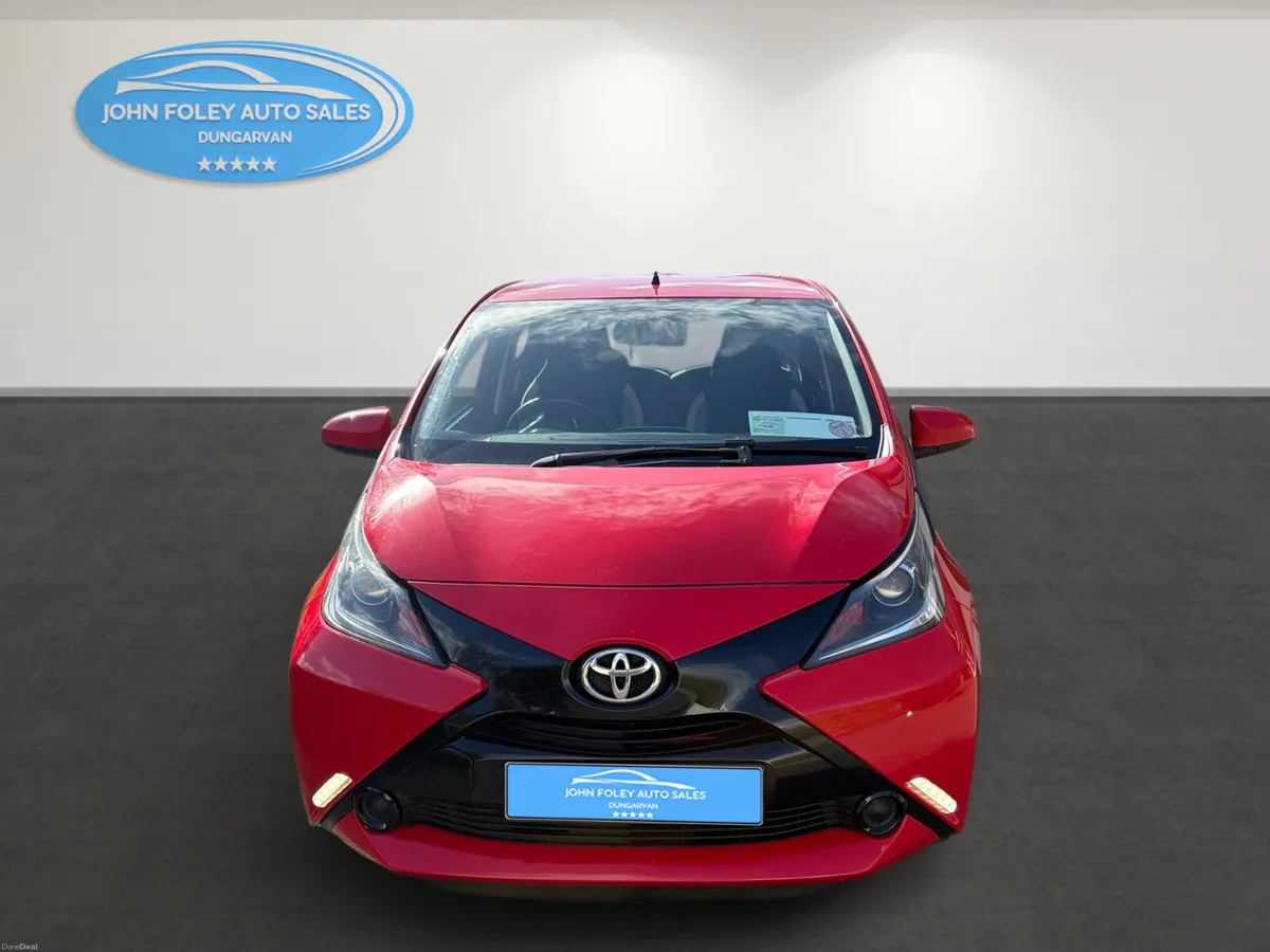172 -Toyota Aygo-X-Play 1.0 5 door - Image 2