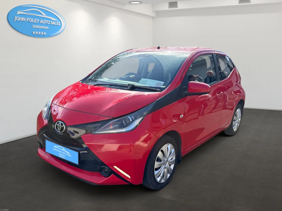 172 -Toyota Aygo-X-Play 1.0 5 door - Image 1
