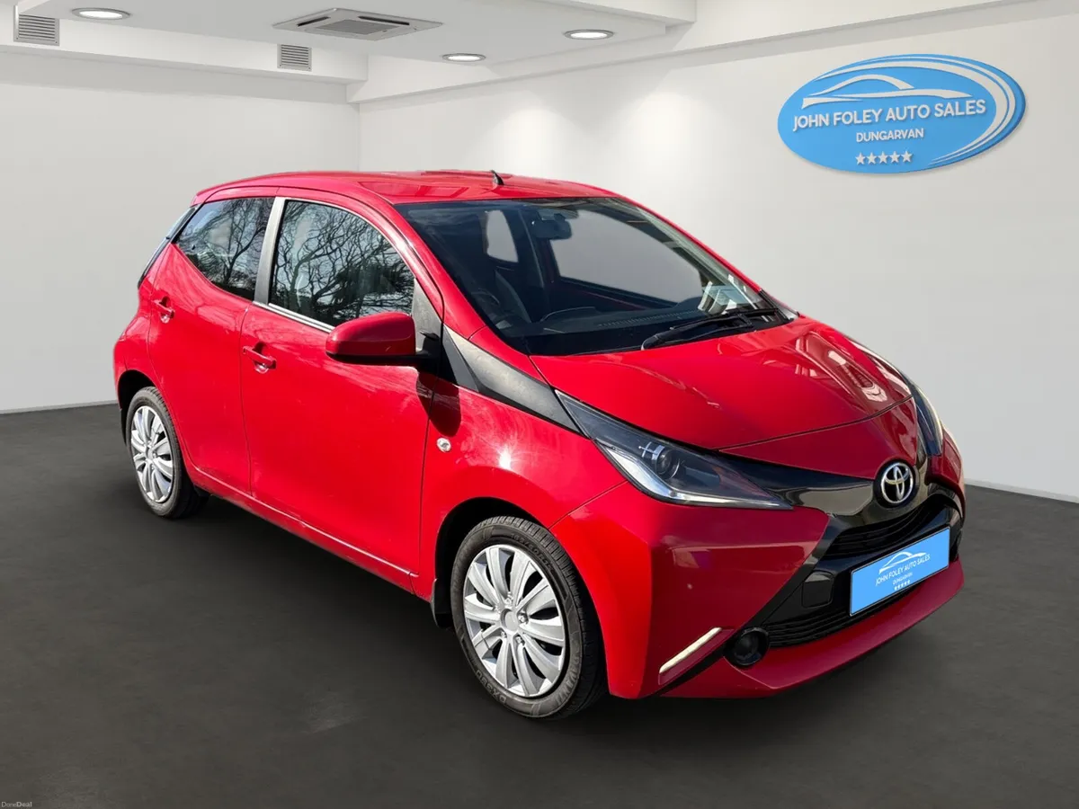 172 -Toyota Aygo-X-Play 1.0 5 door - Image 3
