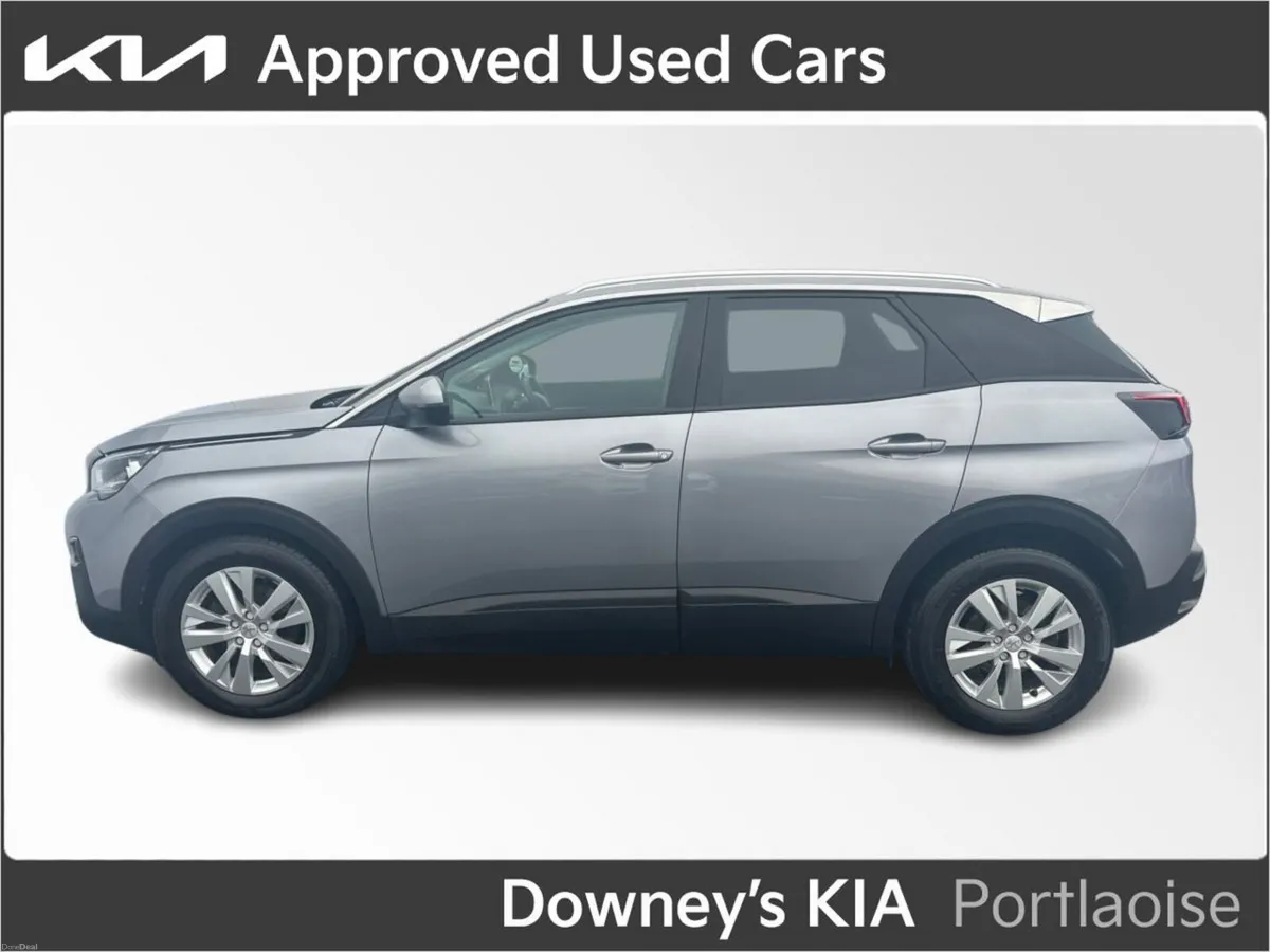 Peugeot 3008 1.2 PETROL - Image 6