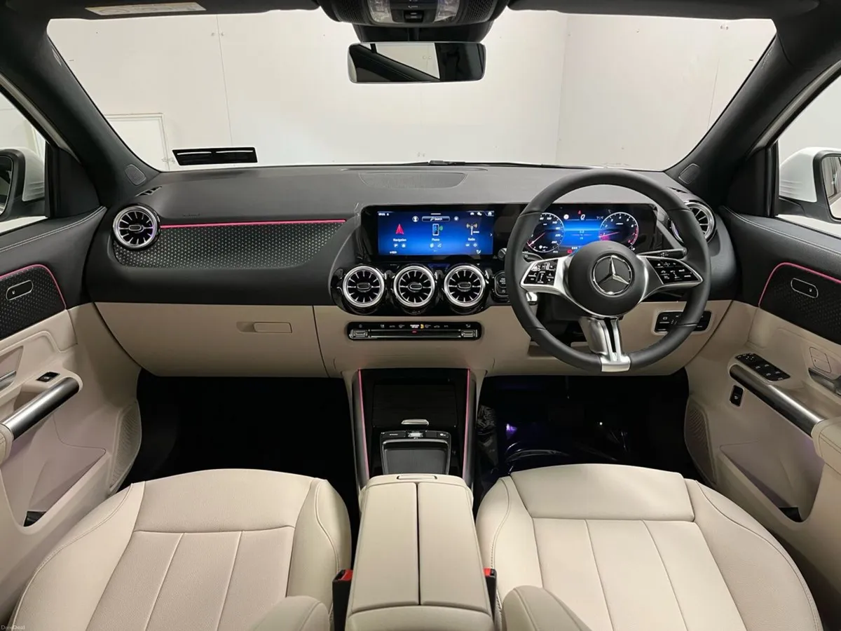 Mercedes-Benz GLA 180 Progressive - 18 Inch Alloys - Image 4