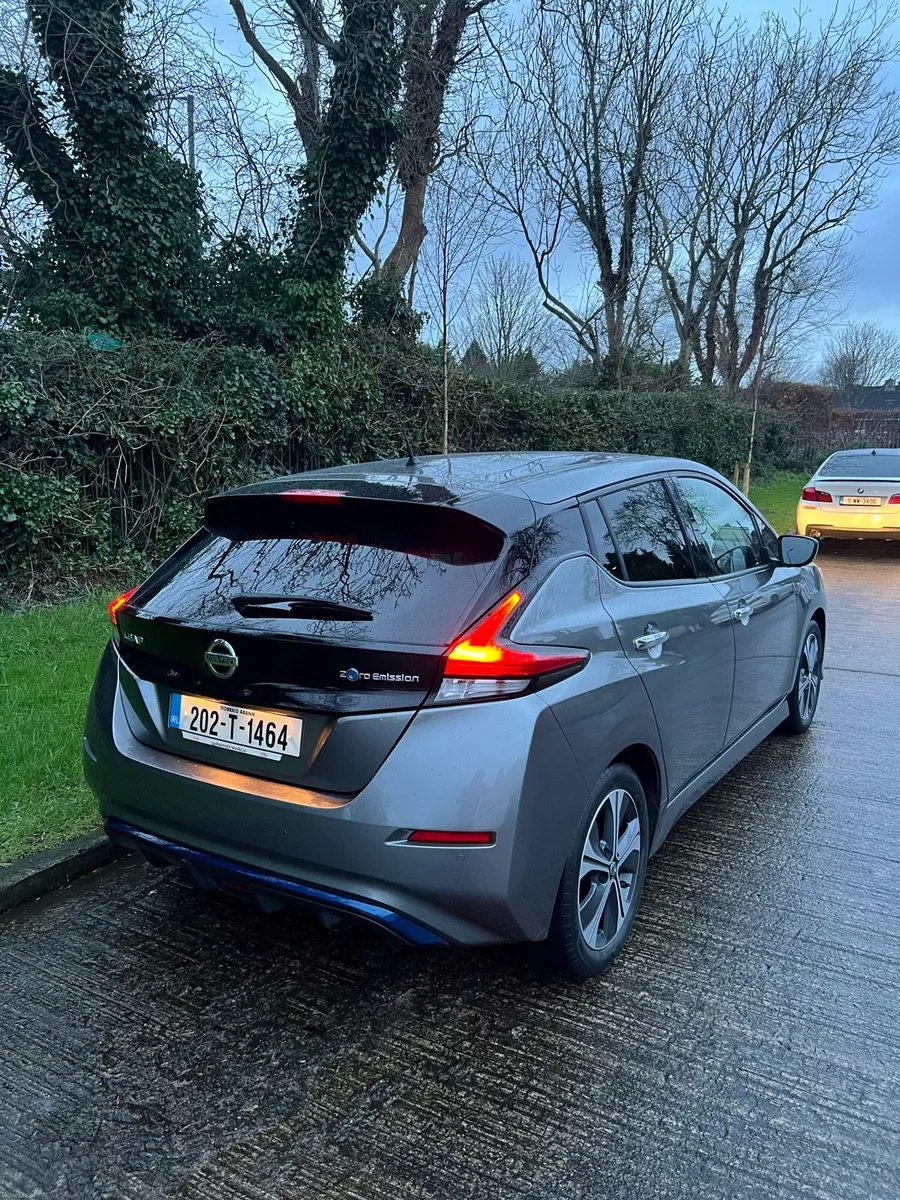 Nissan Leaf - Image 2