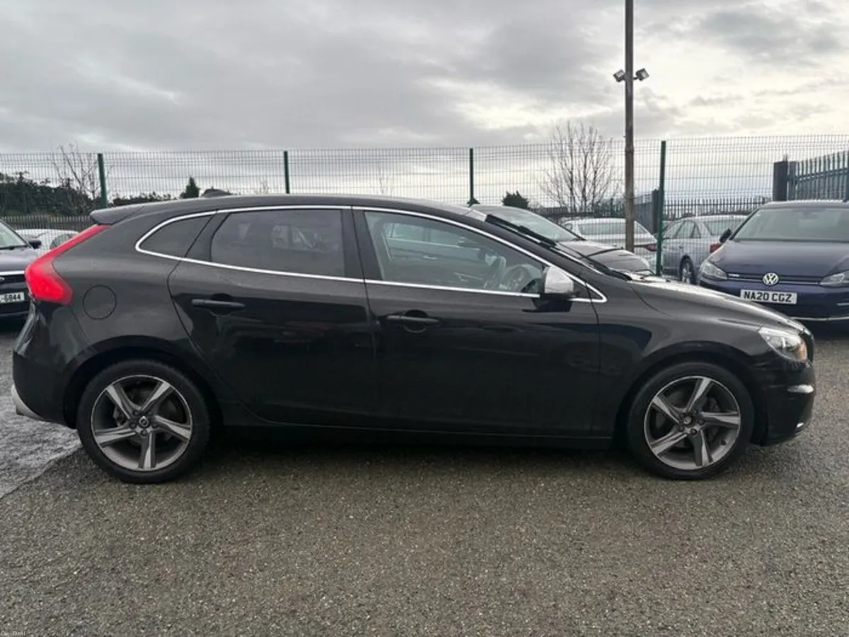 2016 Volvo V40 R-Design 2.0L Diesel NCT + Low Mile - Image 2
