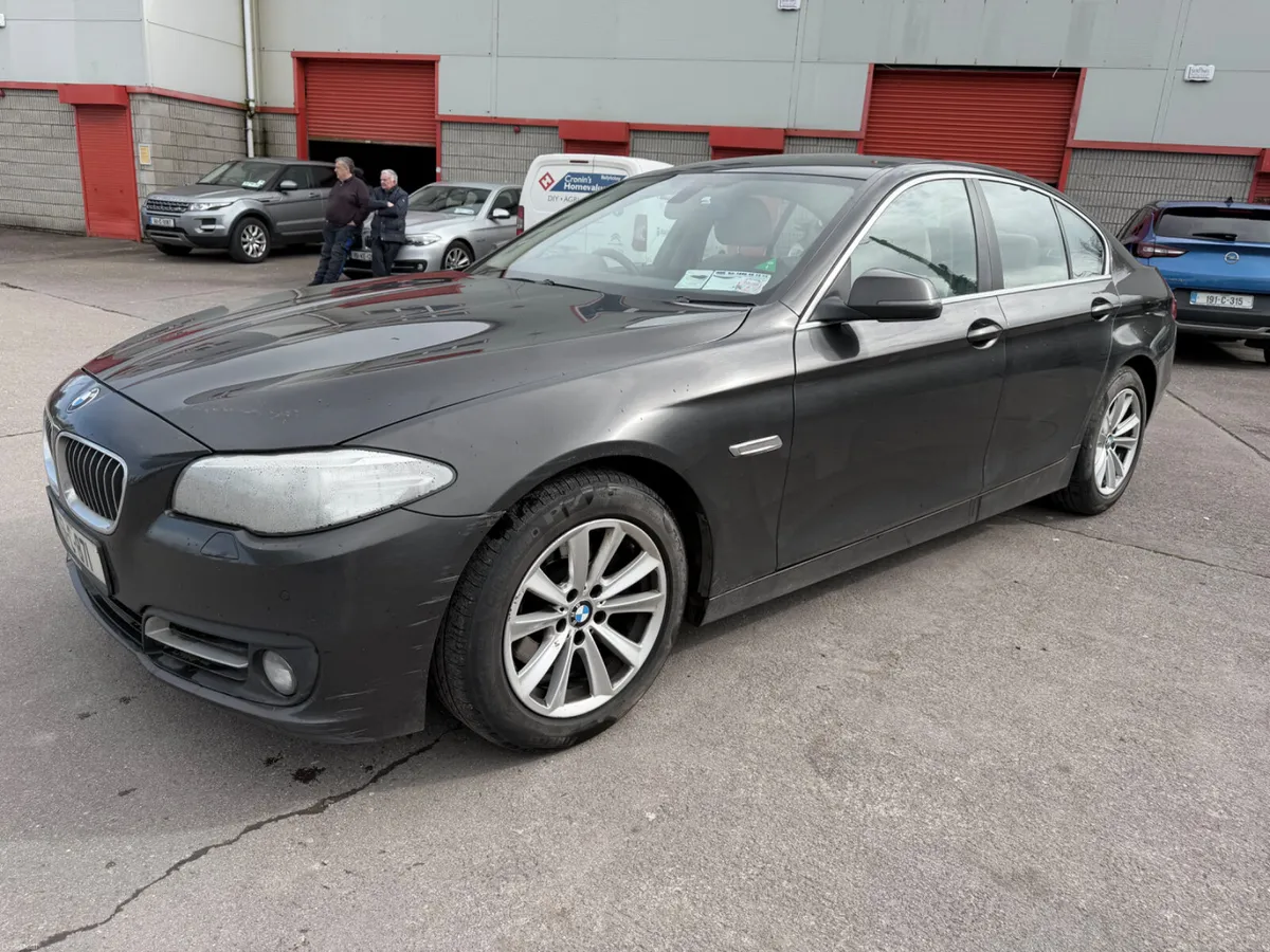 2015 BMW 5-Series - Image 4