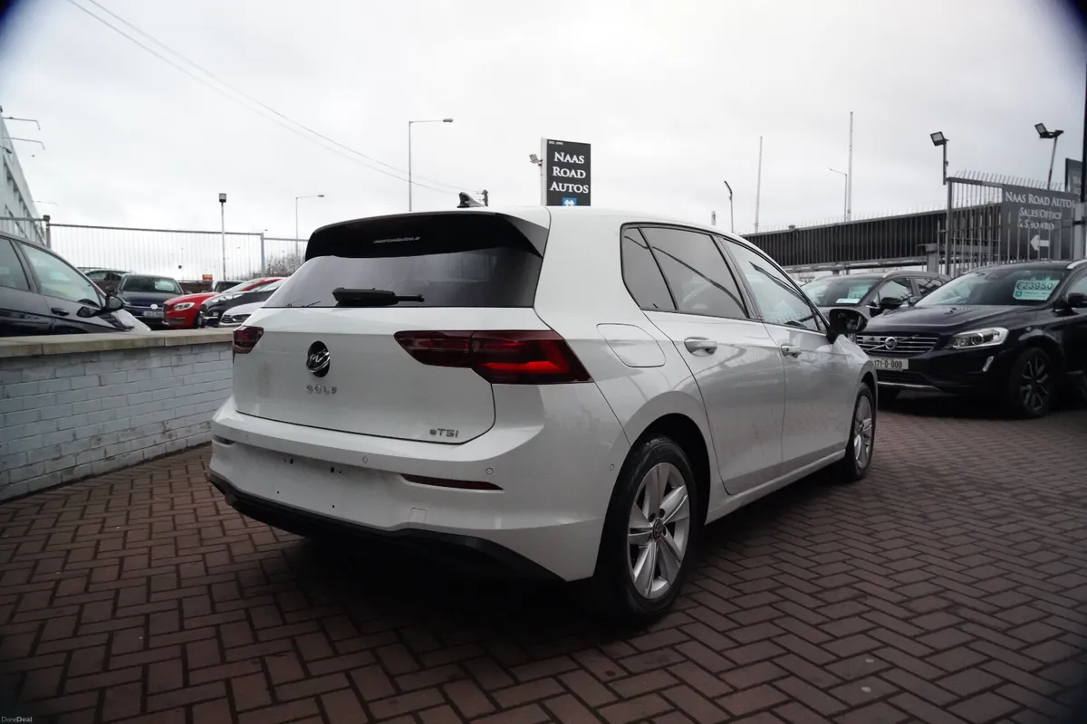 1,0TSI  COMFORTLINE PLUS 5DR HATCHBACK AUTOMATIC / - Image 4