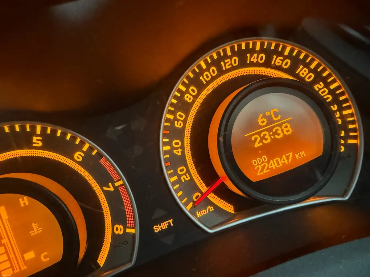 Toyota Auris - Image 2