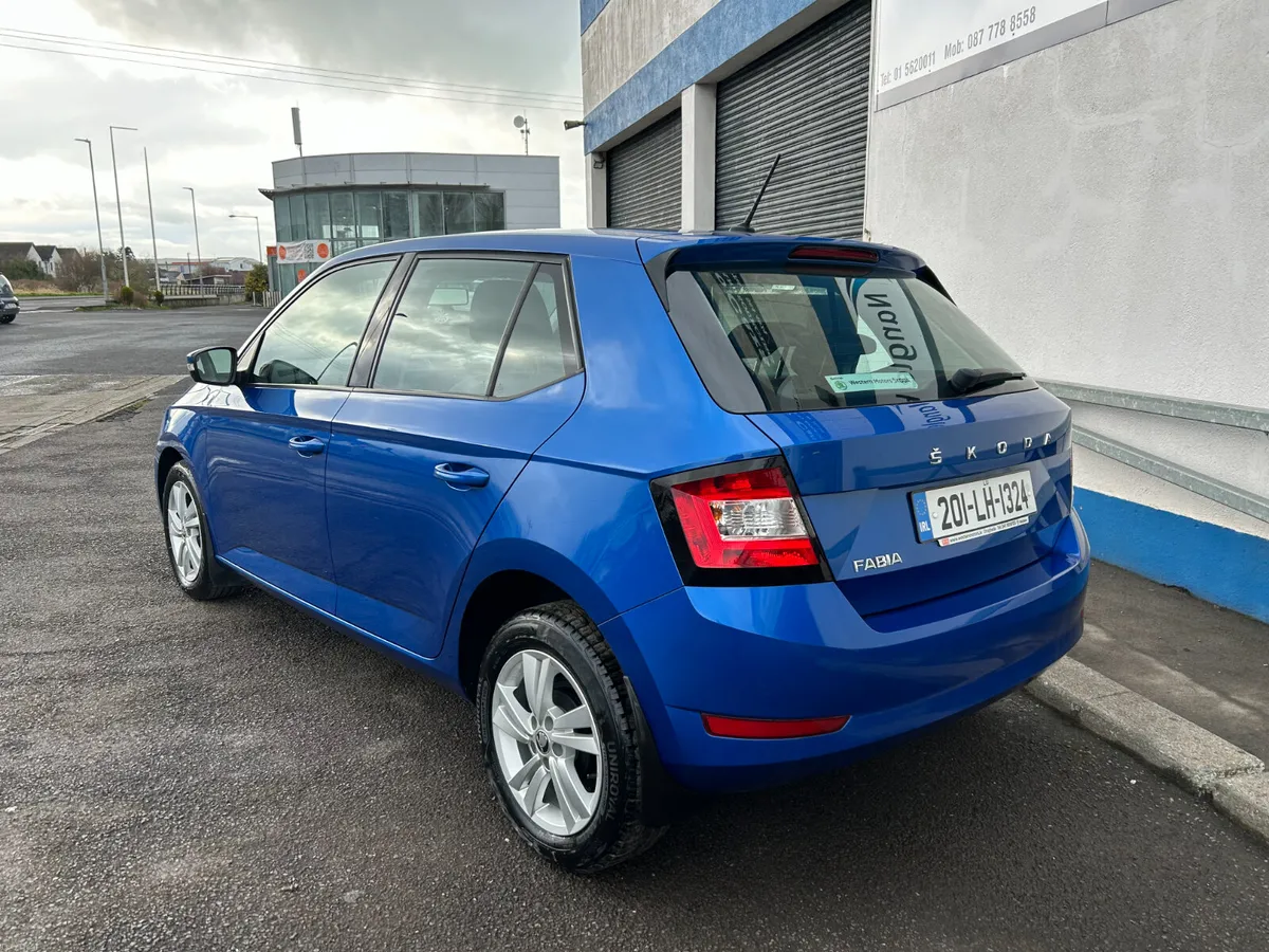 Skoda Fabia ONE OWNER FROM NEW. - Image 3
