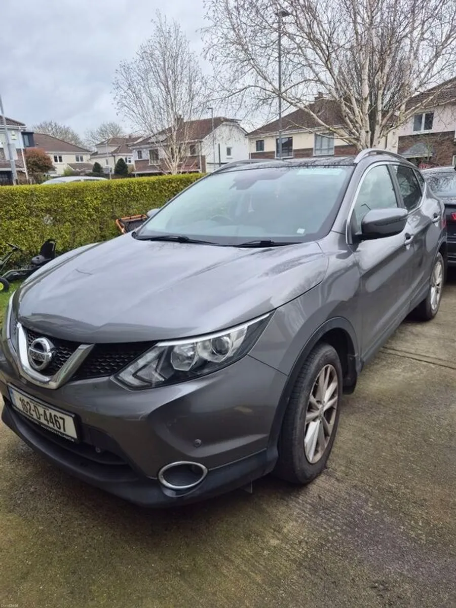 LOW MILEAGE 2016 Nissan Qashqai 1.2 Petrol - Image 2