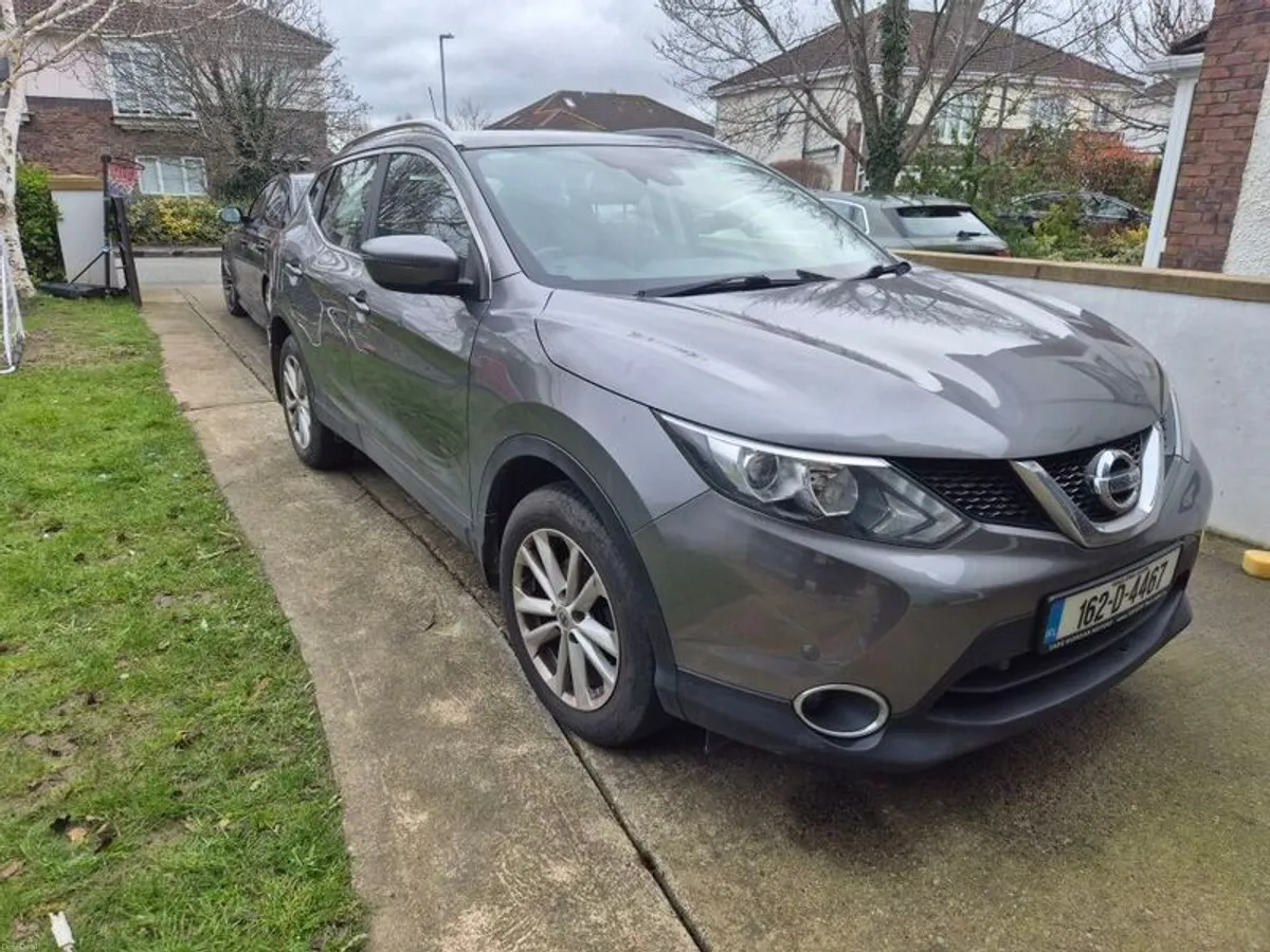 LOW MILEAGE 2016 Nissan Qashqai 1.2 Petrol - Image 4