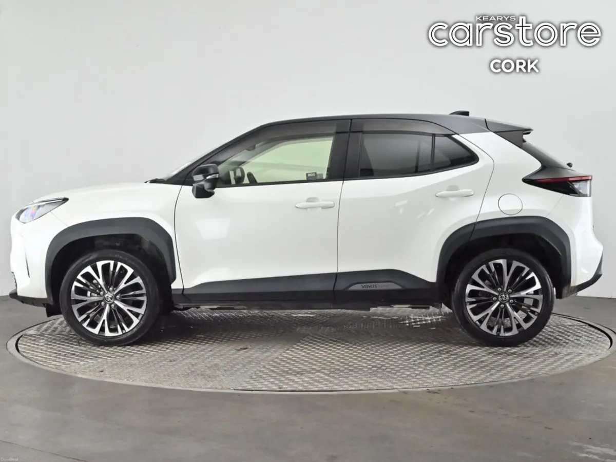 Toyota Yaris Cross 1.5 Hybrid Auto - Image 6