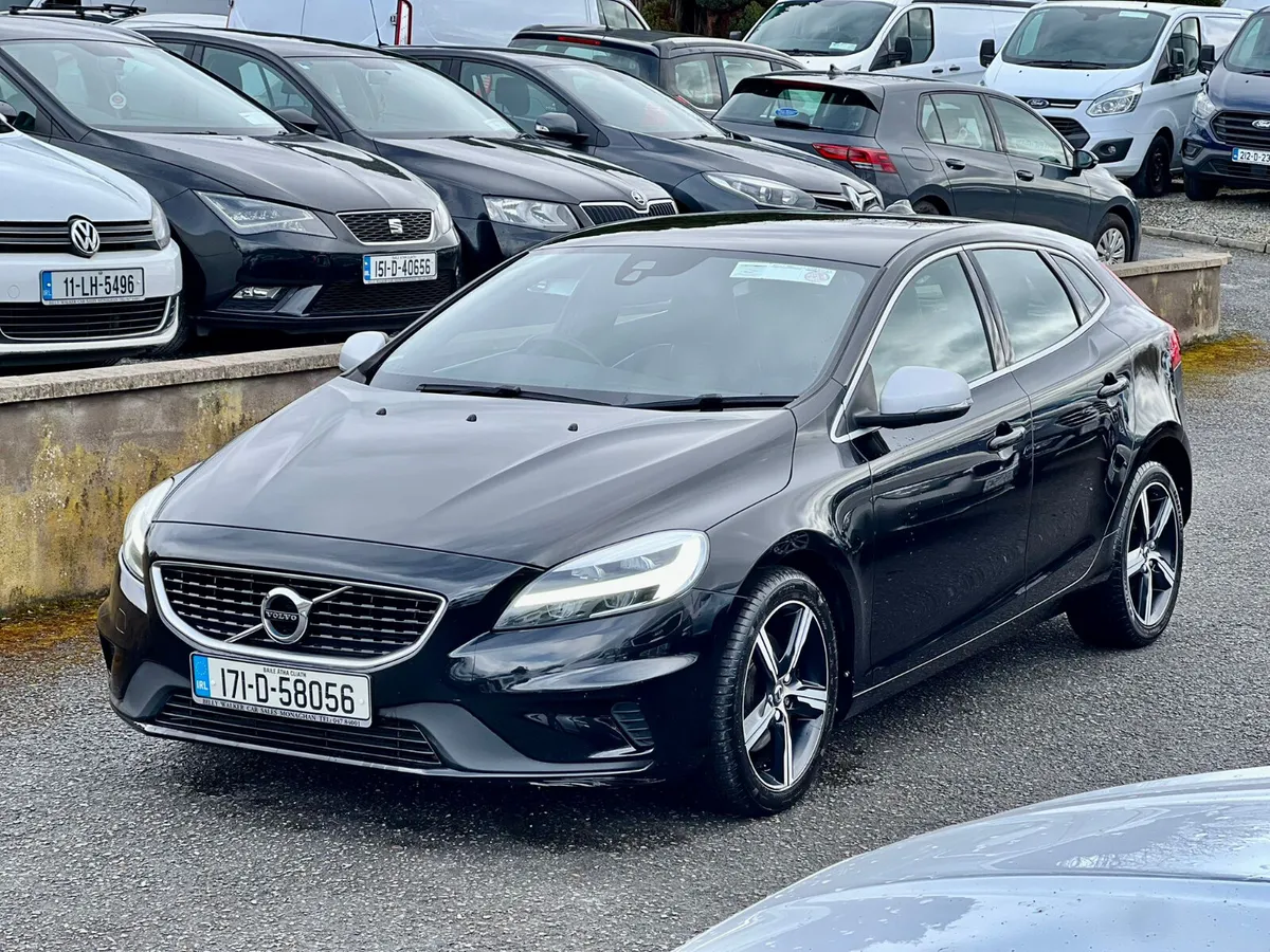 Volvo V40 2017 2.0 petrol R design - Image 3