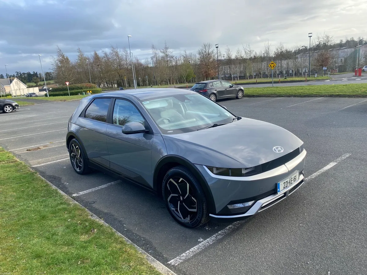 Hyundai IONIQ 5 Executive Plus Only 37,000 KM 2022 - Image 3