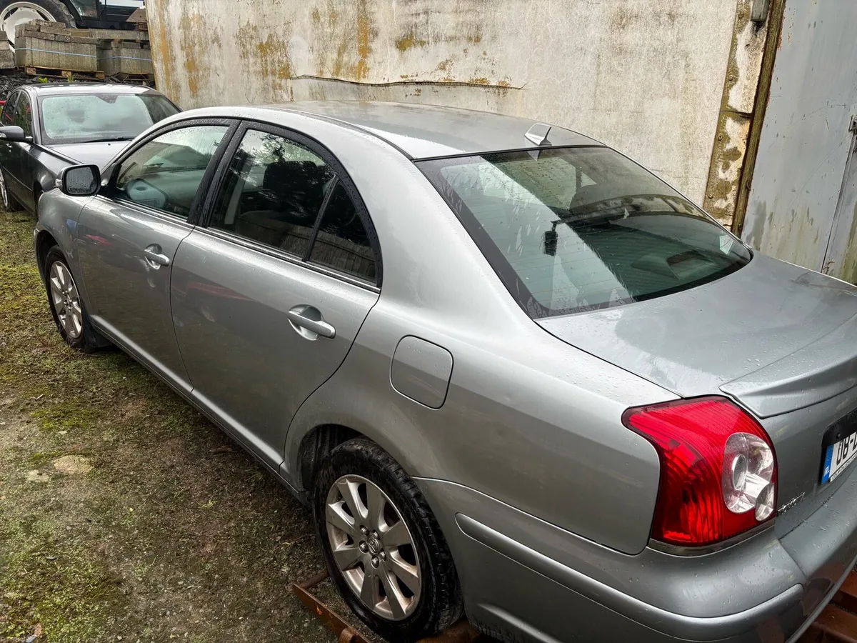 Toyota avensis - Image 2