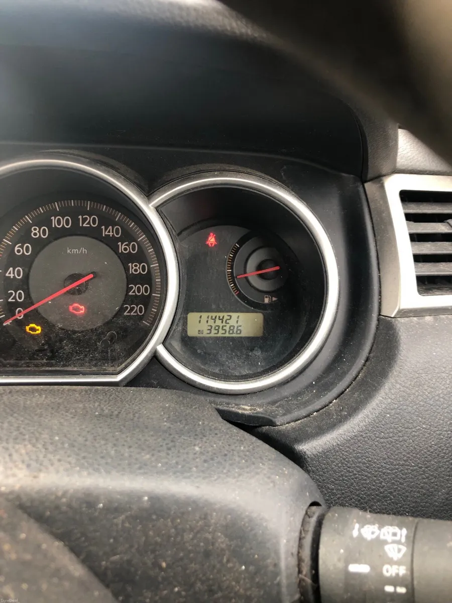 Nissan tida - Image 3