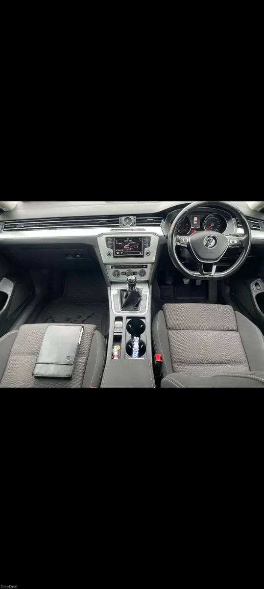 Volkswagen Passat 2015 - Image 3