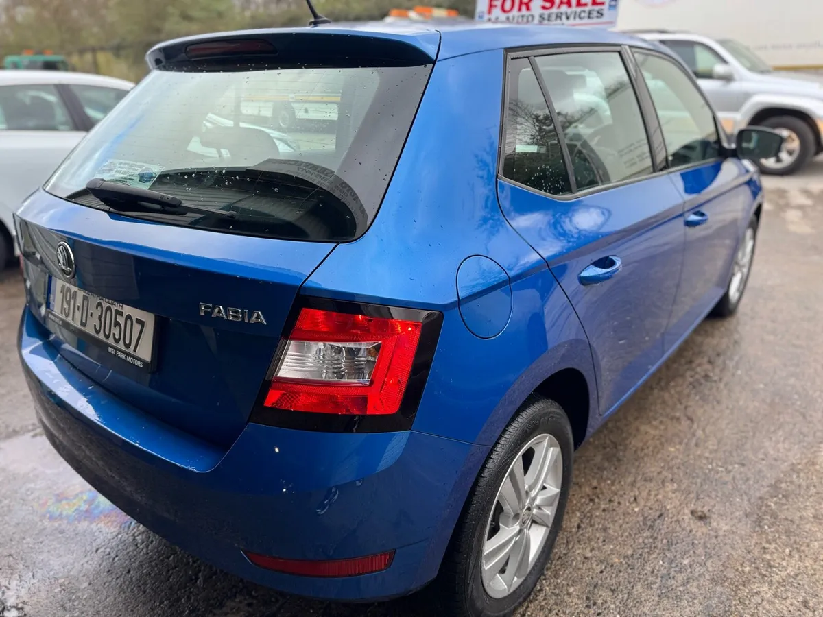 SKODA FABIA 2019 - Image 4
