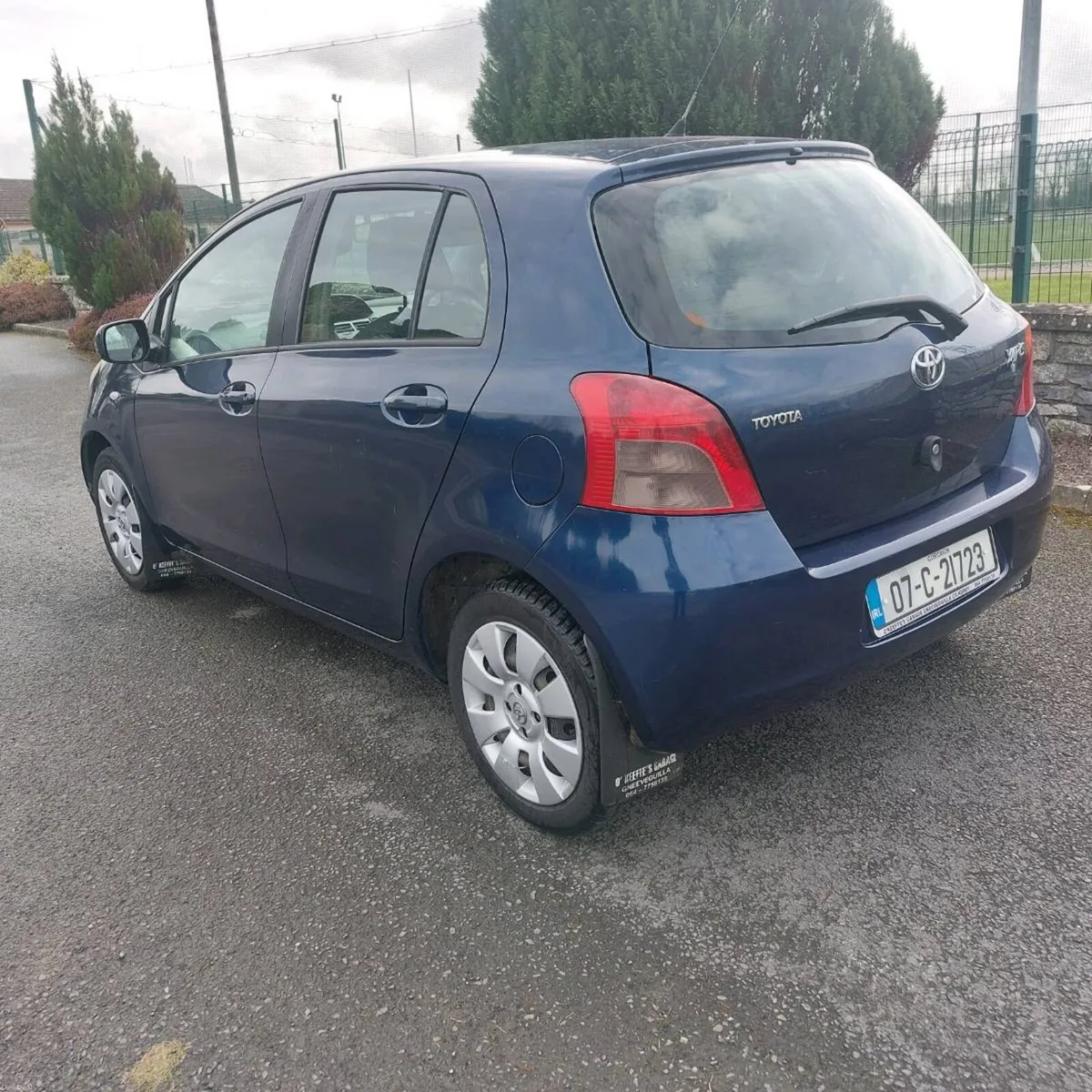 toyota yaris only 174000 kl nct 10/26tax €2550 - Image 1