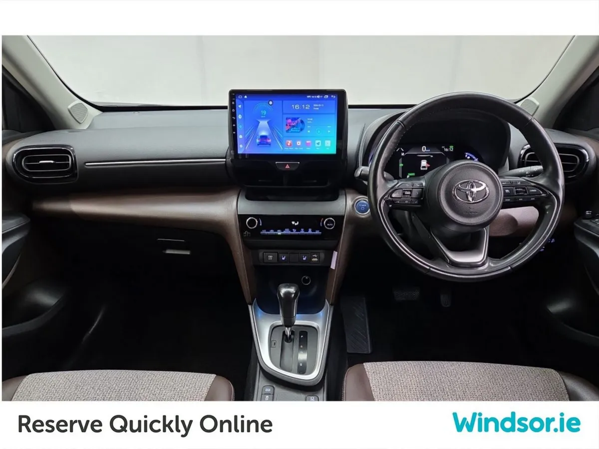 Toyota Yaris Cross Z 1.5 Hybrid *Top spec* - Image 4