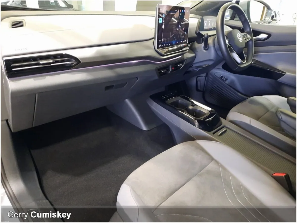 Volkswagen ID.5 Match Pro | 286 BHP |  77kWh Batte - Image 4