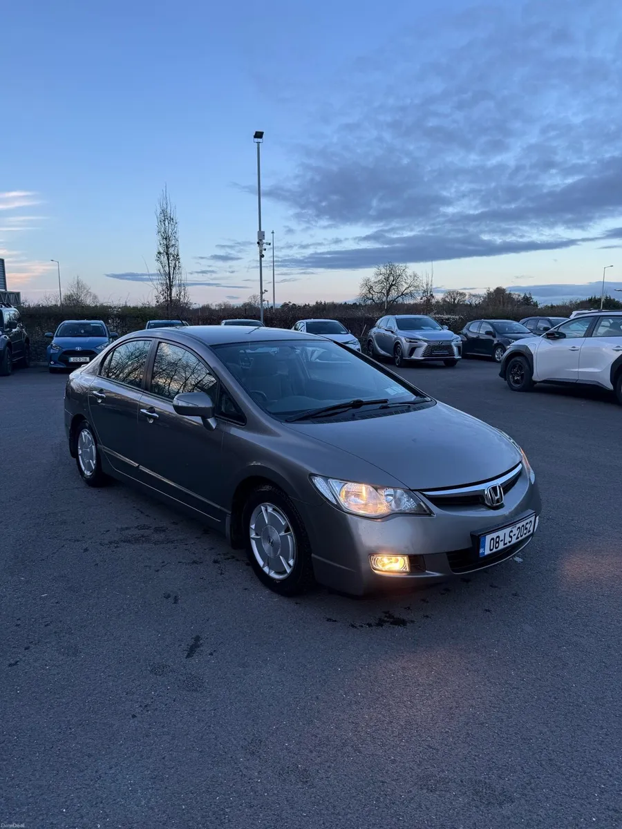 Honda civic 1.3 hybrid - Image 2