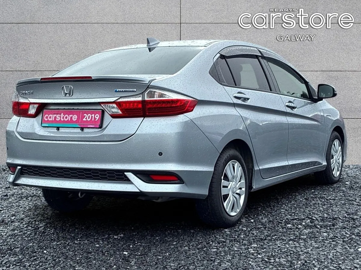 Honda Grace Hybrid 1.5 AUTO Silver - Image 3