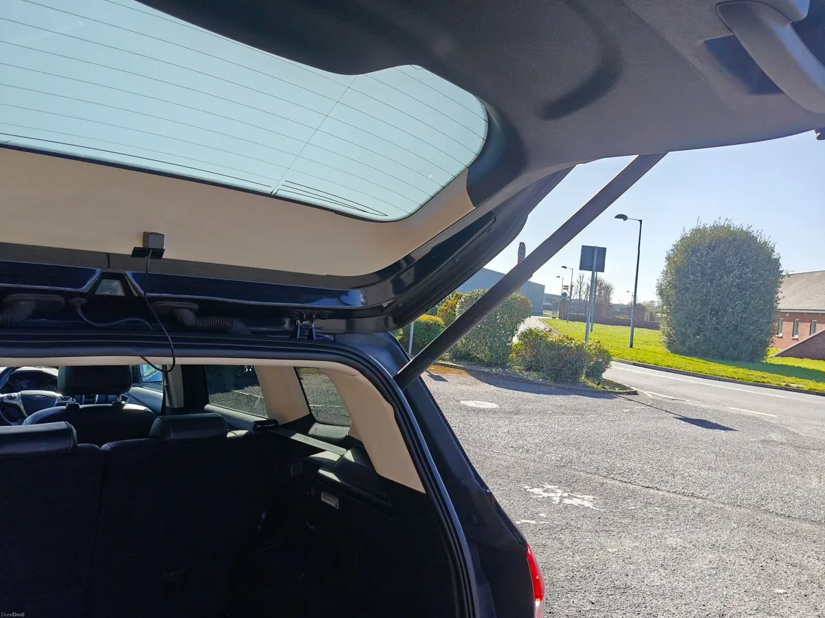 Ford Kuga 2013 - Image 4