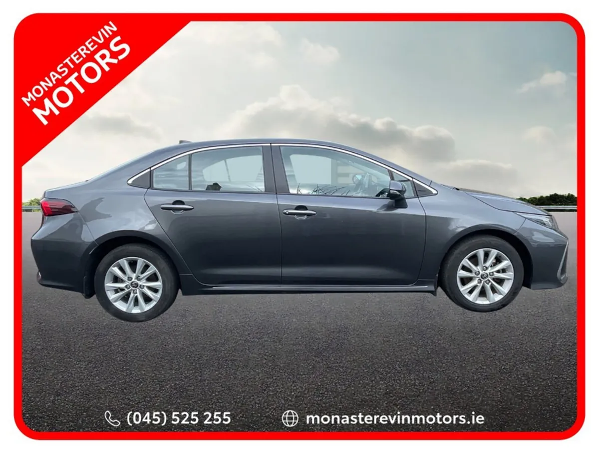 Toyota Corolla LUNA SALOON 4DR AUTO - Image 4