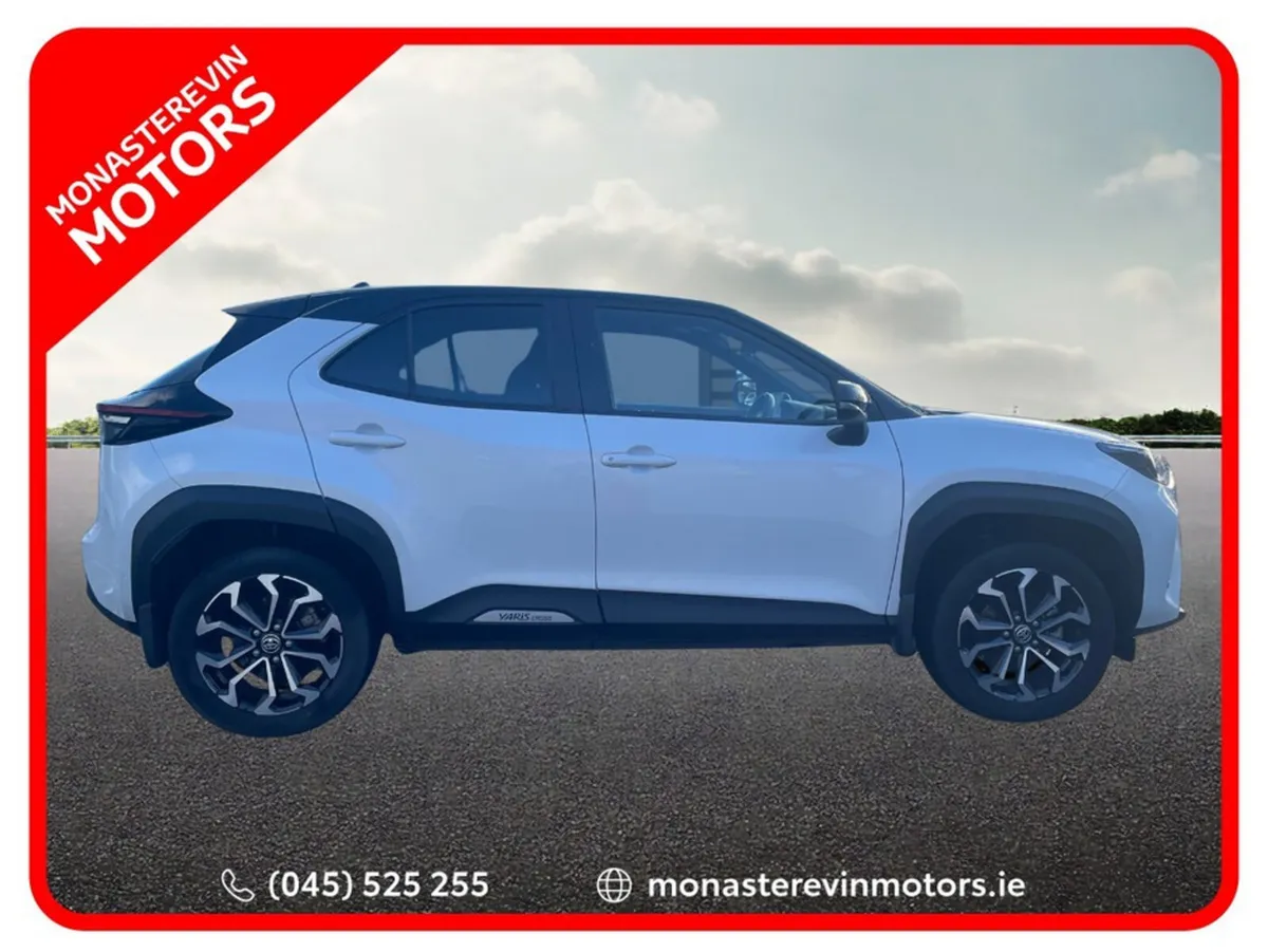 Toyota Yaris Cross CR CROSS LUNA SPORT 4DR AUTO - Image 4
