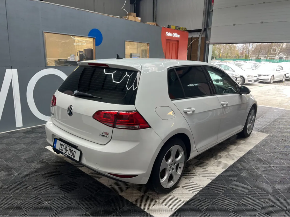 Volkswagen Golf 2015 VOLKSWAGEN GOLF TSI HIGH LINE - Image 2
