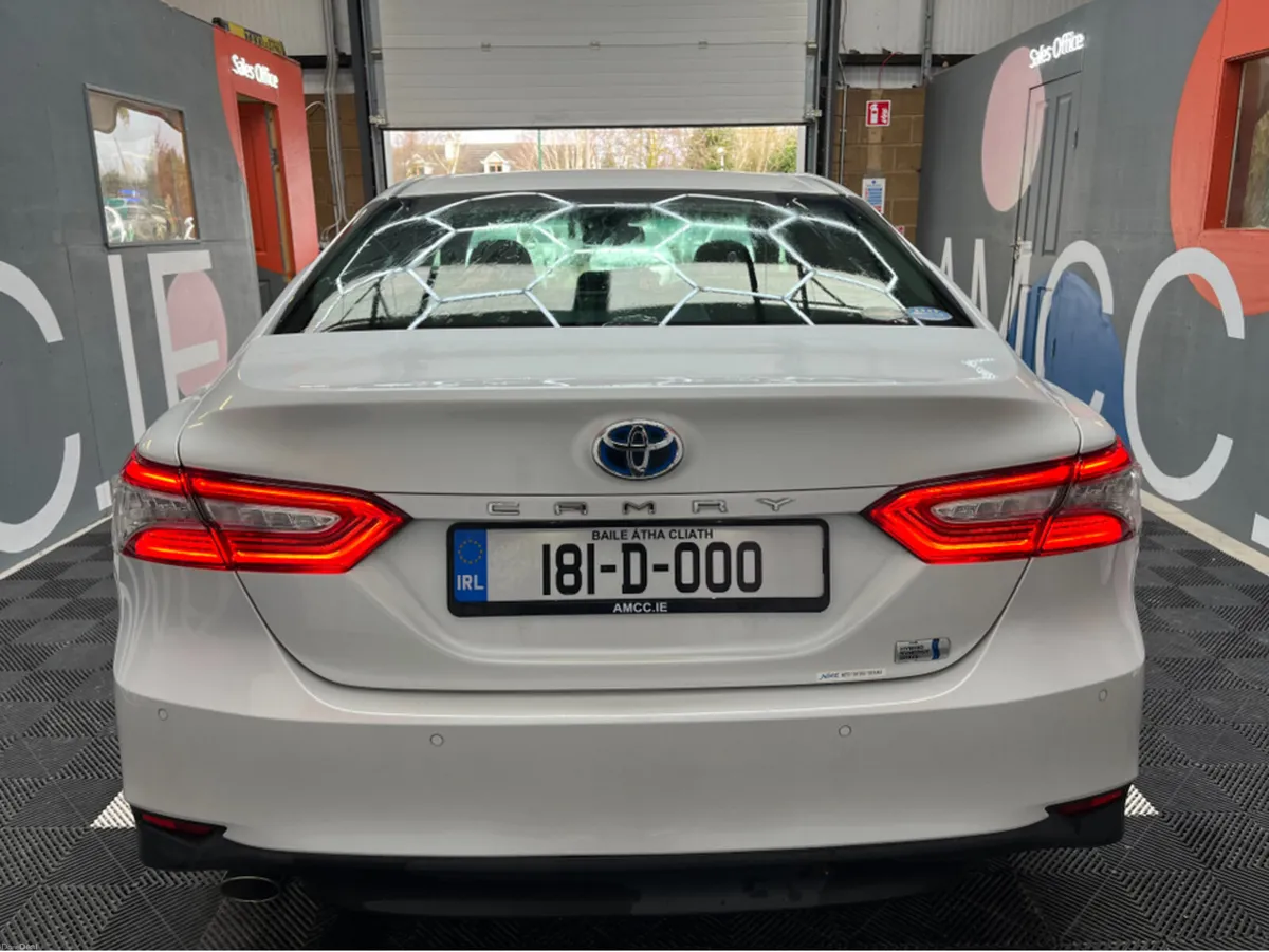 Toyota Camry €19950 2018 TOYOTA CAMRY G LEATHER PA - Image 3