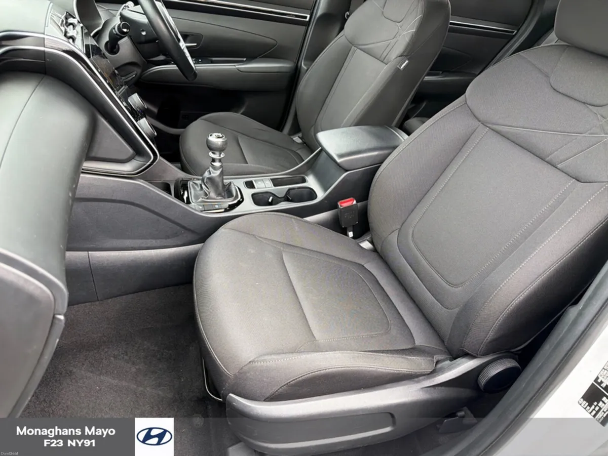 Hyundai Tucson COMFORT PLUS 1.6 DIESEL 5DR - Image 4