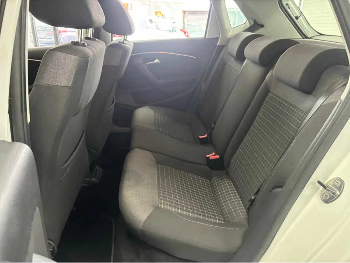 Volkswagen Polo VOLKSWAGEN POLO 1.2 TSI DSG*LOW KL - Image 1