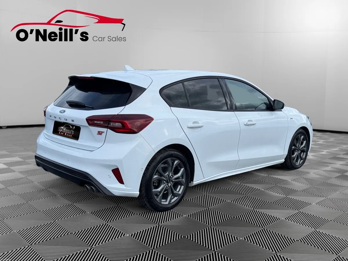 Ford Focus 2024 ST-LINE 1.5L AUTO WINTER PACK - Image 3