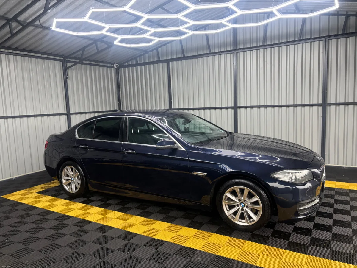 BMW 5-Series 2016 Automatic - Image 2