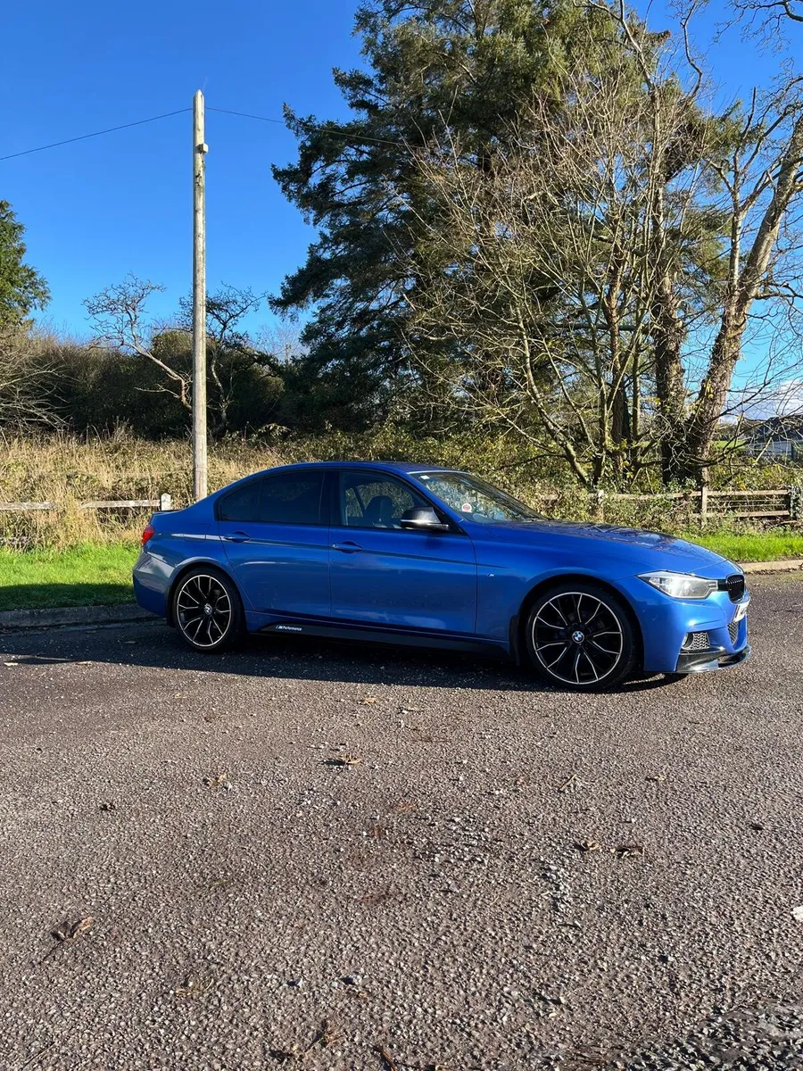 Bmw 3 series - Image 2