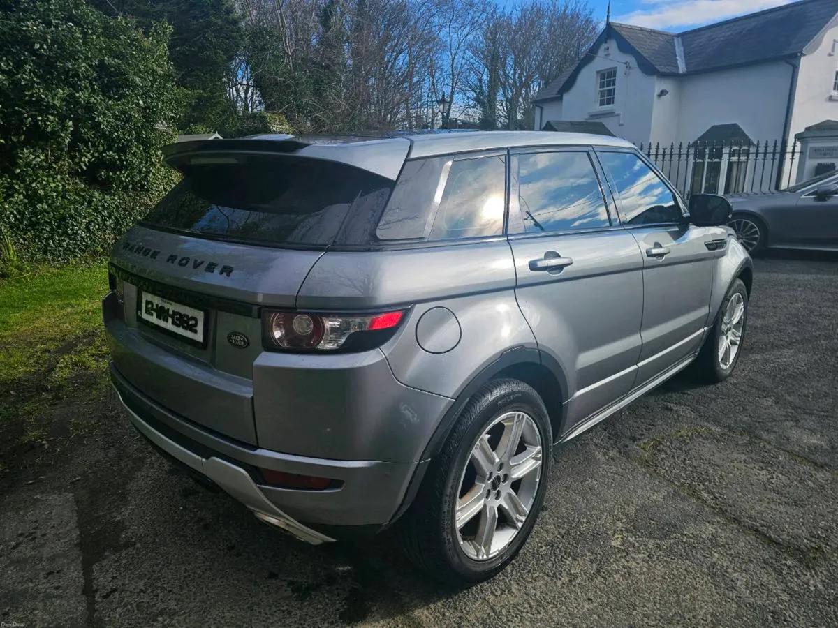 Range rover Evoque 2.2D AUTOMATIC - Image 3