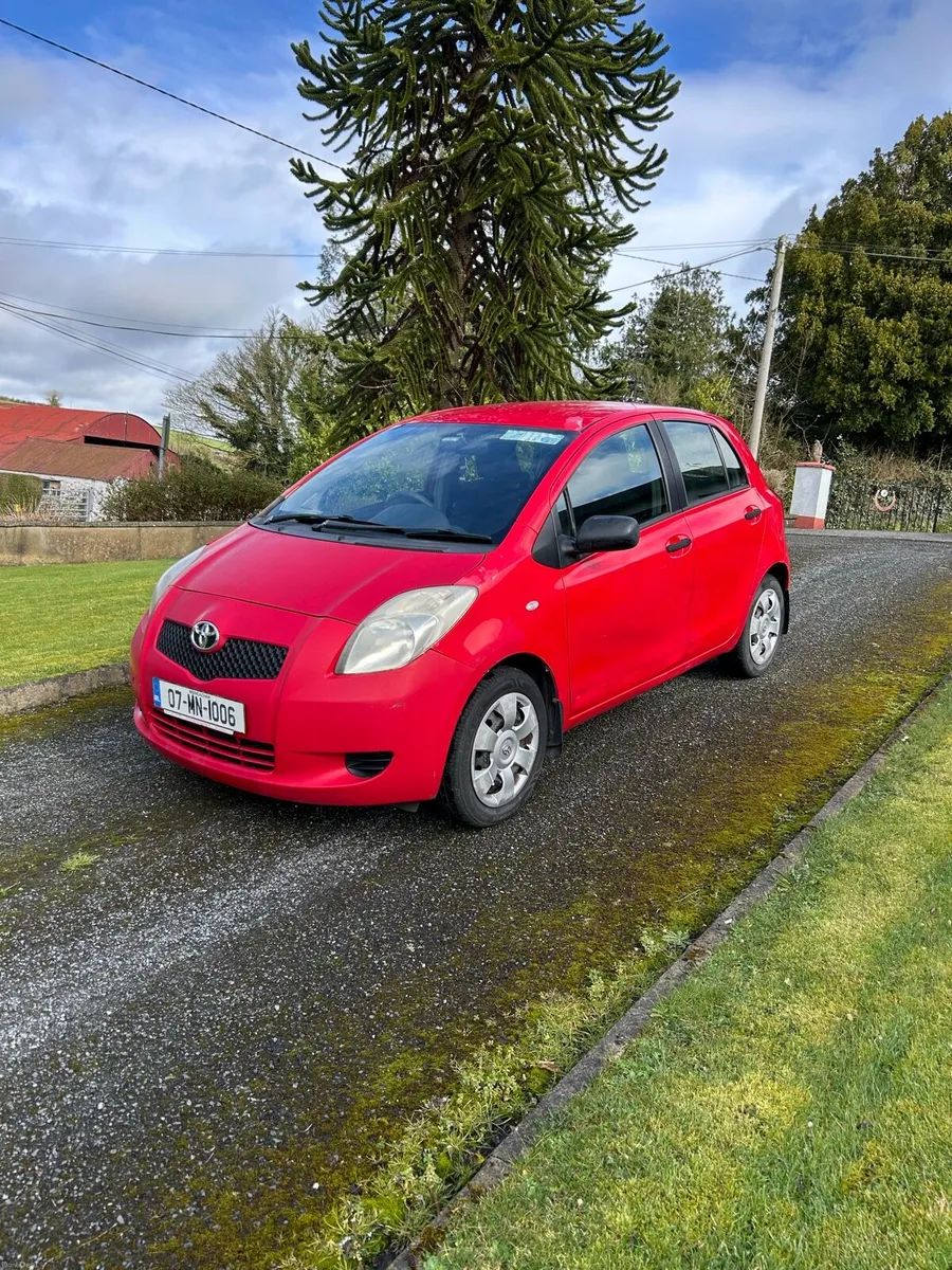 Toyota Yaris 2007 1.0L - Image 1