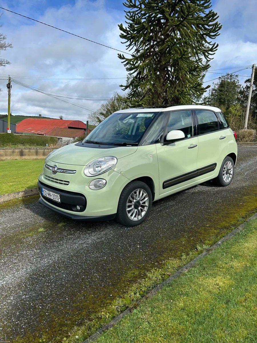2013 Fiat 500 L - Image 3